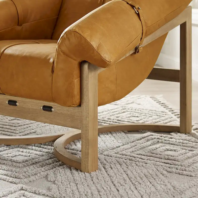 Chaise avec accents en cuir